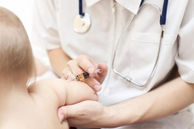 Isola del Liri, Centro vaccinazioni nel caos per carenza di personale.Interviene Quadrini.