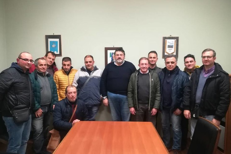 ARCE, QUADRINI INCONTRA I LAVORATORI DELL’ILVA DI PATRICA, CHE ATTENDONO UNA SVOLTA PER IL MESE DI DICEMBRE.