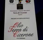 ARPINO, ASSOCIAZIONE OLIVICOLTORI ‘TERRA DI CICERONE’. Successo il Corso di Potatura con la dott.ssa Canale, patrocinato dall'ente montano. L'11 maggio il prestigioso Premio Internazionale “Olio Terra di Cicerone”, giunto alla sua VII edizione.