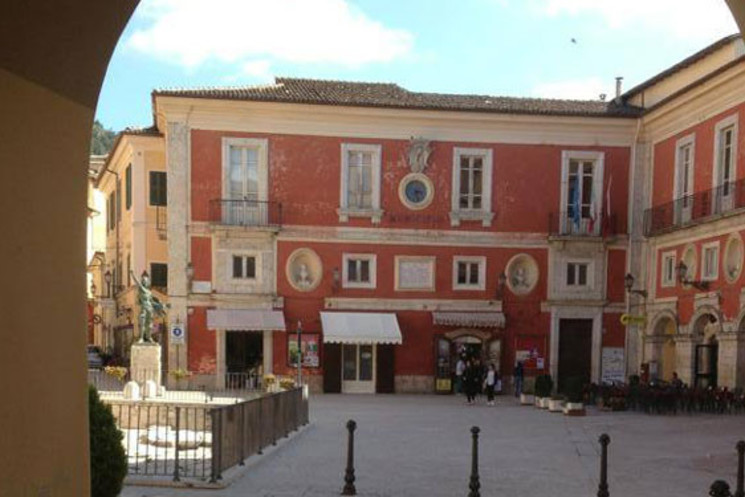 ARPINO, INTERROGAZIONE DEI CONSIGLIERI DI MINORANZA QUADRINI E IAFRATE SUI MUTUI CONTRATTI DAL COMUNE.