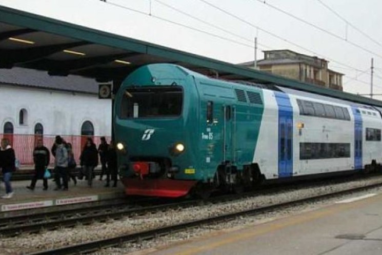 TRENI,ANCORA RITARDI SULLA LINEA CASSINO ROMA. QUADRINI:"BASTA DISSERVIZI, INTERVENIRE SUBITO"