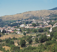 VILLA SANTA LUCIA, AL VIA I LAVORI DI SISTEMAZIONE STRADALE AD OPERA DELLA XV COMUNITÀ MONTANA VALLE DEL LIRI.