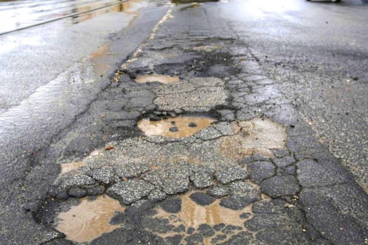 FROSINONE, NUMEROSI INCIDENTI. QUADRINI A POMPEO:"LE STRADE PROVINCIALI SONO UN COLABRODO"