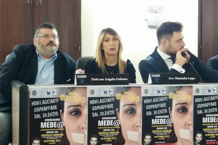 ARPINO, INAUGURATO SPORTELLO ANTIVIOLENZA. QUADRINI:”INIZIATIVE NON SIANO SOLO DI SPOT, MA DI STIMOLO ANCHE PER RAGAZZI”.