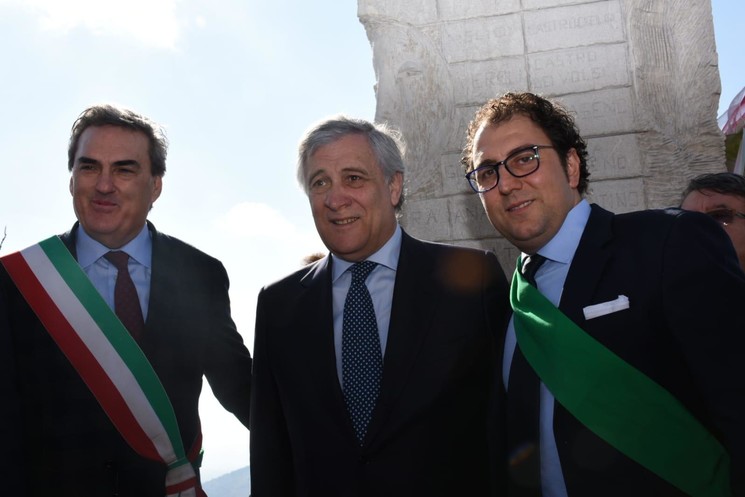 Rocca d’Arce. Inaugurato ‘Monumento alla Conoscenza’.L’assessore comunitario Di Folco:’La buona amministrazione premia sempre”.