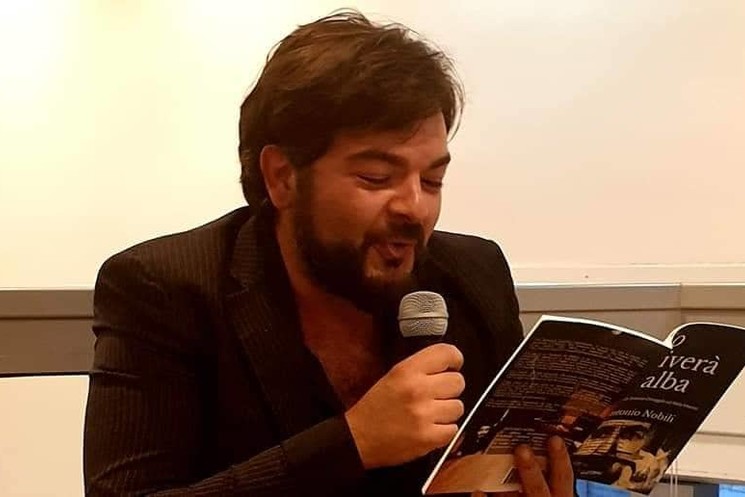 Frosinone, Teatro Nestor. ‘Dio arriverà all’alba’ scritto e diretto da Antonio Nobili. Quadrini plaude all’artista ciociaro.
