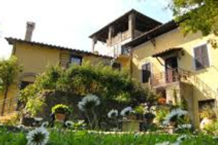 ARPINO, IMPORTANTE PREMIO PER L'AGRITURISMO 'TIROTARICO'. IL PLAUSO DI QUADRINI.