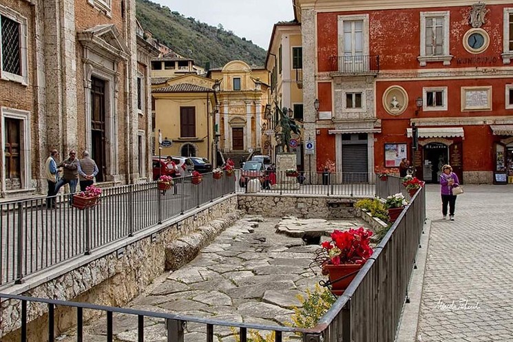 ARPINO ESCLUSO DAI FINANZIAMENTI REGIONALI PER LE FESTIVITA’ NATALIZIE.QUADRINI ALL’ATTACCO: ”UN'ALTRA BOCCIATURA SONORA”