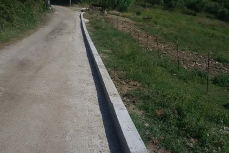 COLFELICE, LAVORI DI COMPLETAMENTO SISTEMAZIONE PERCORSO PEDEMONTANO DENOMINATO ARA MURATA, GRAZIE AL FINANZIAMENTO DELL'ENTE MONTANO.