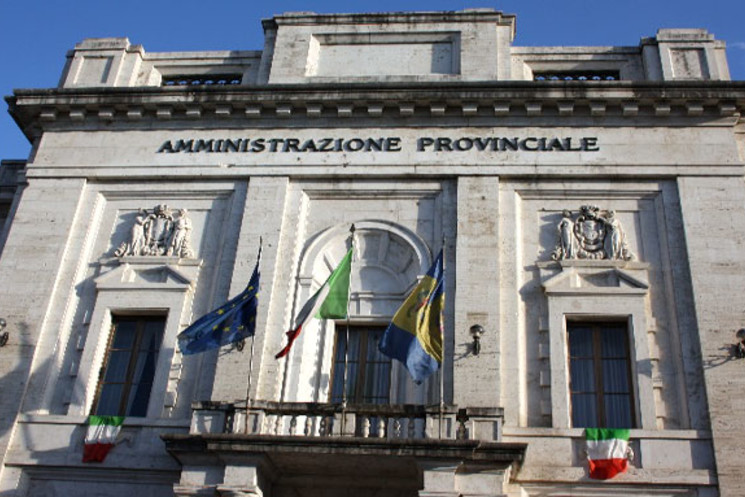 PROVINCIA, ATTIVITÀ DEPOSITO RIFIUTI A PIGLIO. QUADRINI PRESENTA UNA Interrogazione a risposta scritta: salvaguardare produzione vinicola doc.